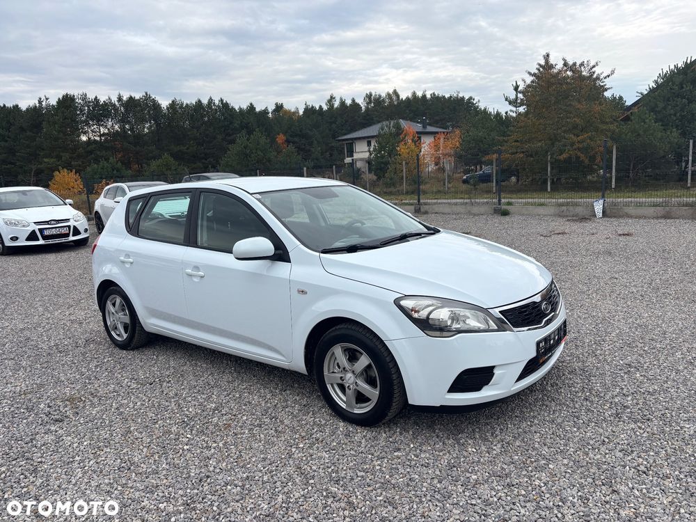 Kia Ceed 1.4 CVVT Attract - 9