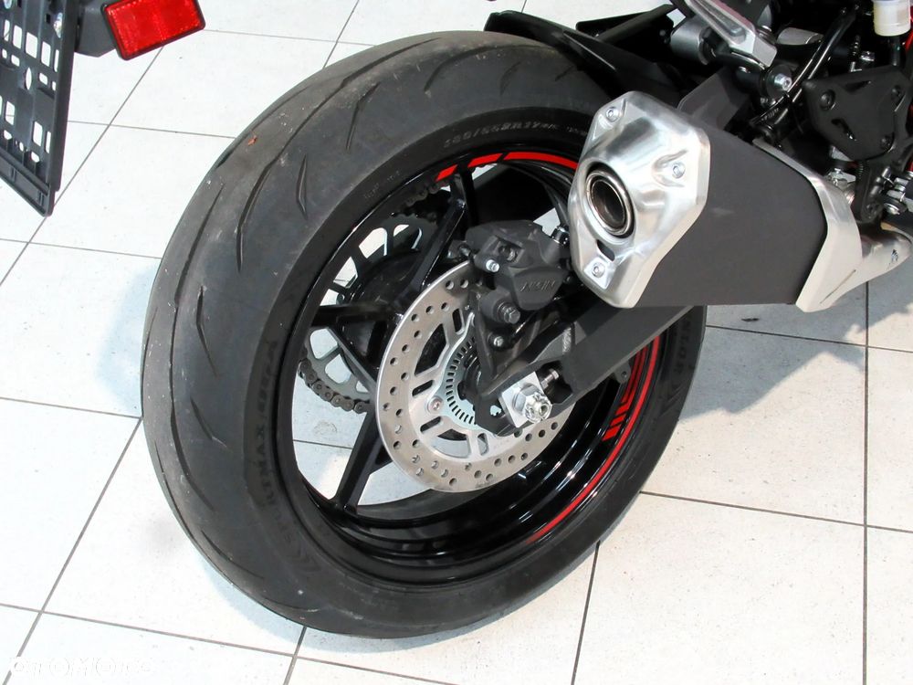 Kawasaki Z 900 - 24