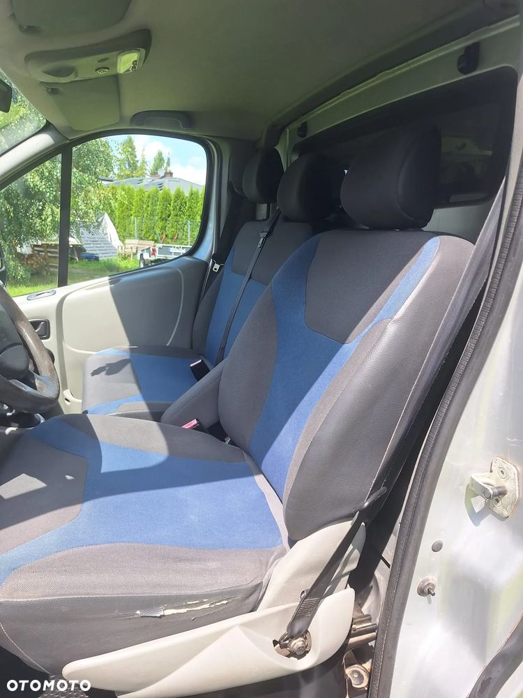 Renault TRAFIC - 6