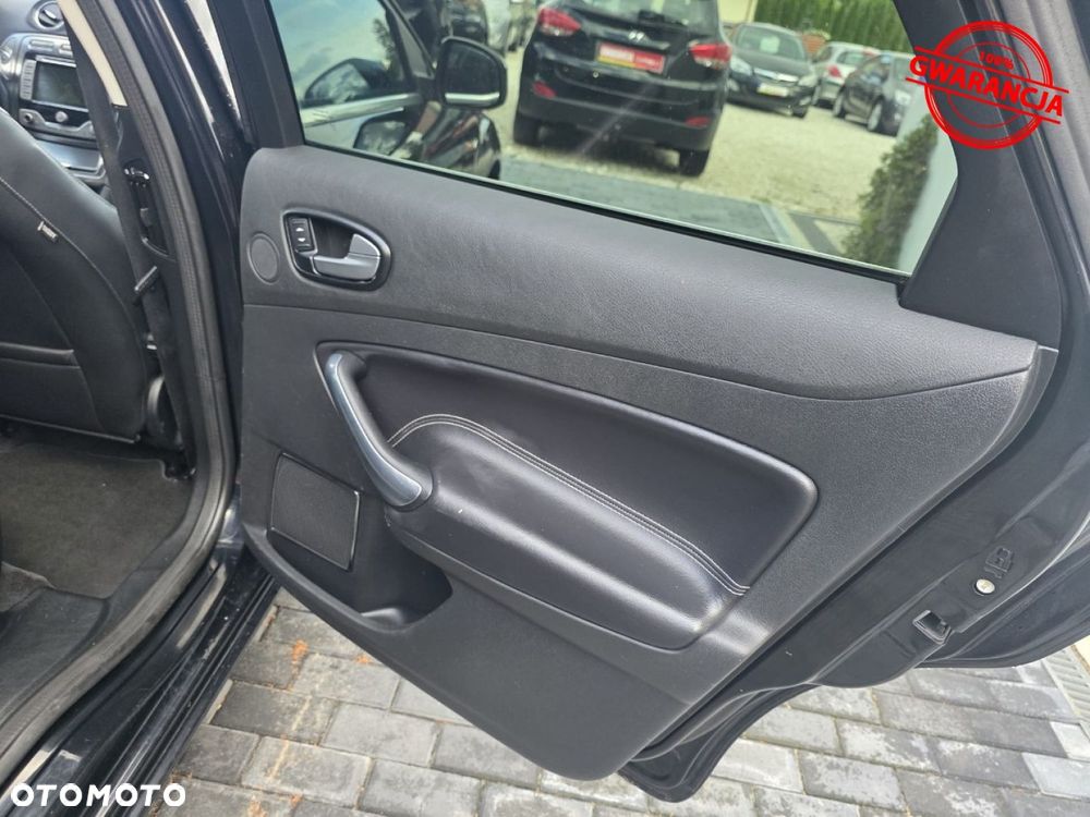Ford Mondeo - 24