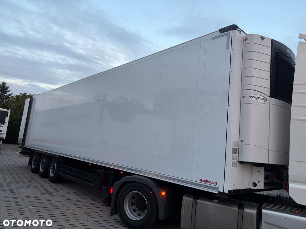 Schmitz Cargobull | 2019 | Kwiatowka | Doppelstock | - 2