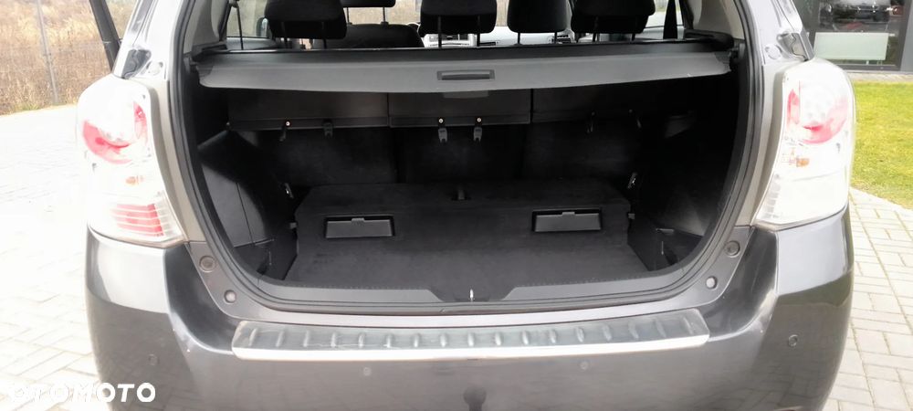 Toyota Verso 2.0 D-4D Edition - 27