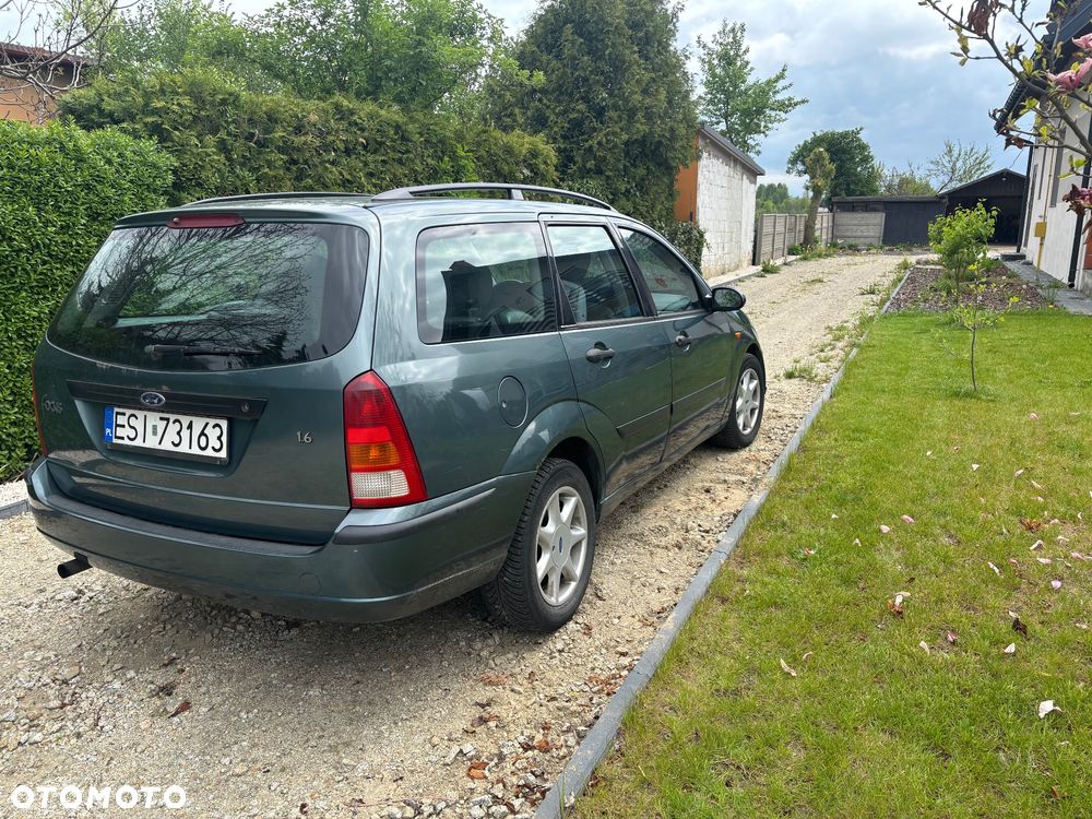 Ford Focus 1.6 Comfort - 4