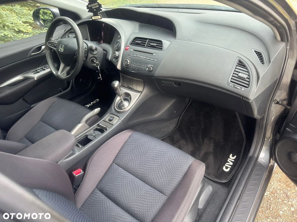 Honda Civic - 9