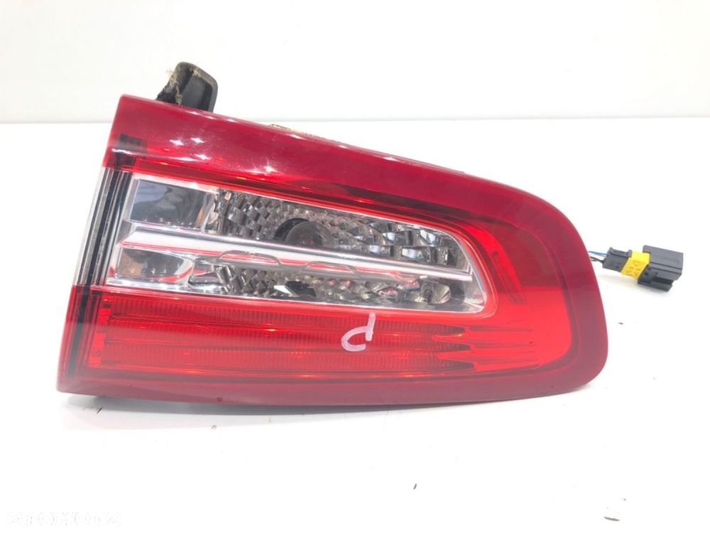 LAMPA TYŁ PRAWA WEWNĘTRZNA  DS DS 5 (KF_) 2015 - 2018 1.6 THP 210 155 kW [210 KM] benzyna 2015 - - 1