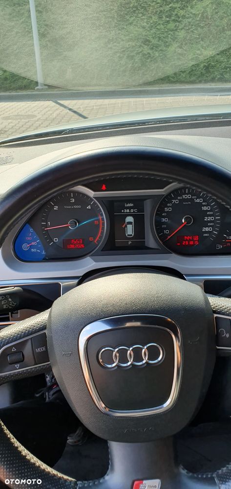 Audi A6 Avant 3.0 TDI quattro S tronic - 23
