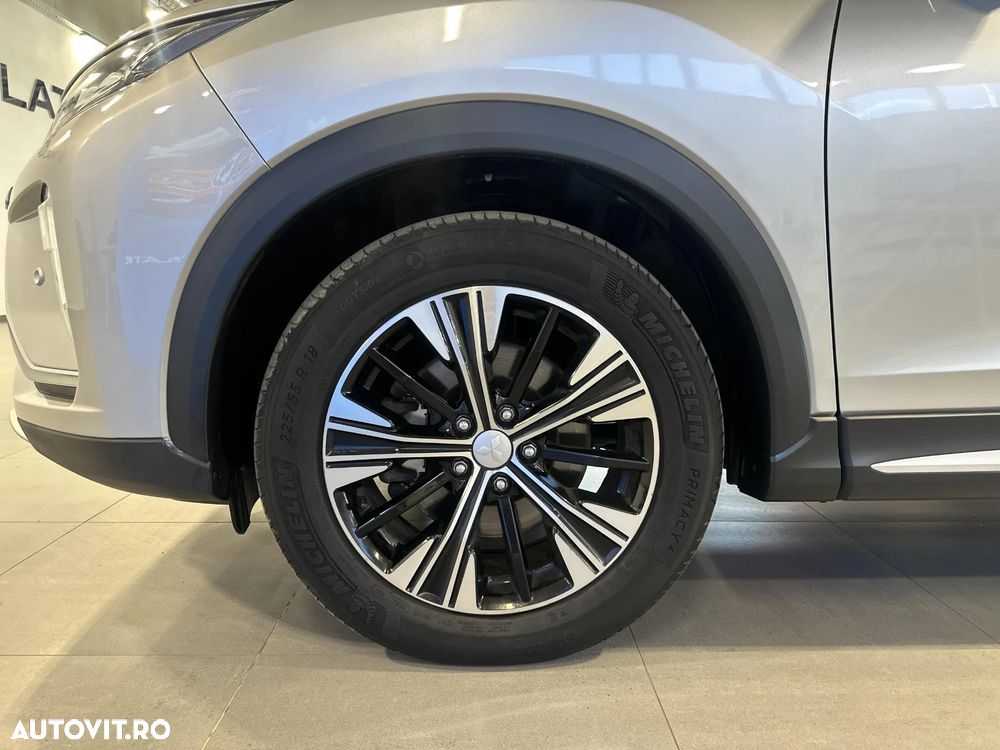 Mitsubishi Eclipse-Cross - 13