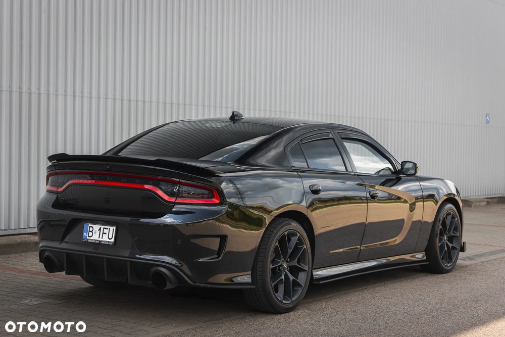 Dodge Charger - 9
