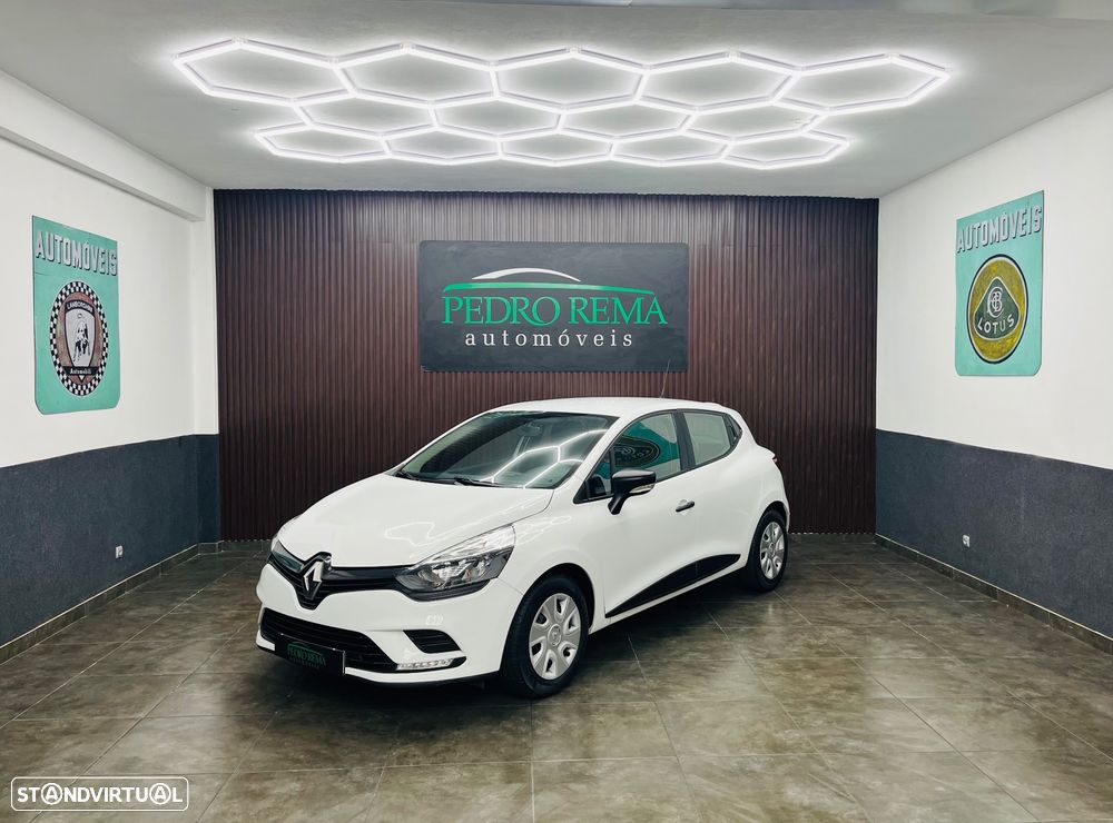 Renault Clio - 1