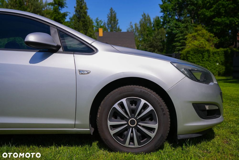 Opel Astra 1.6 Enjoy - 23