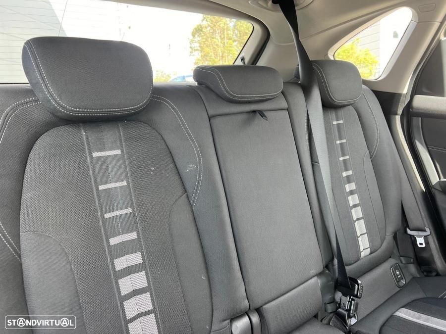 BMW 216 Active Tourer d - 11