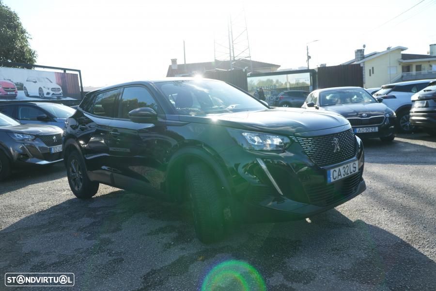 Peugeot 2008 1.2 PureTech Active EAT8 - 3