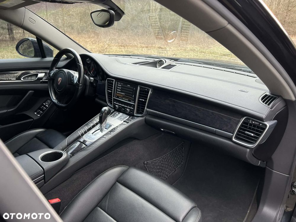 Porsche Panamera Edition - 13