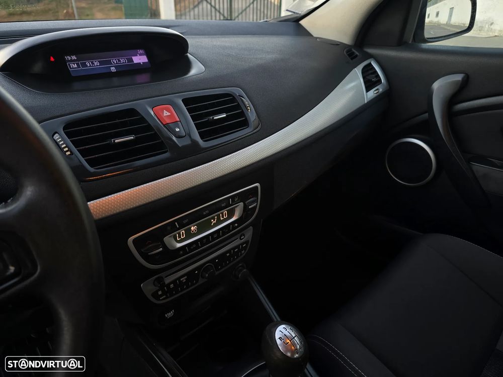 Renault Mégane Sport Tourer 1.5 dCi Dynamique - 11