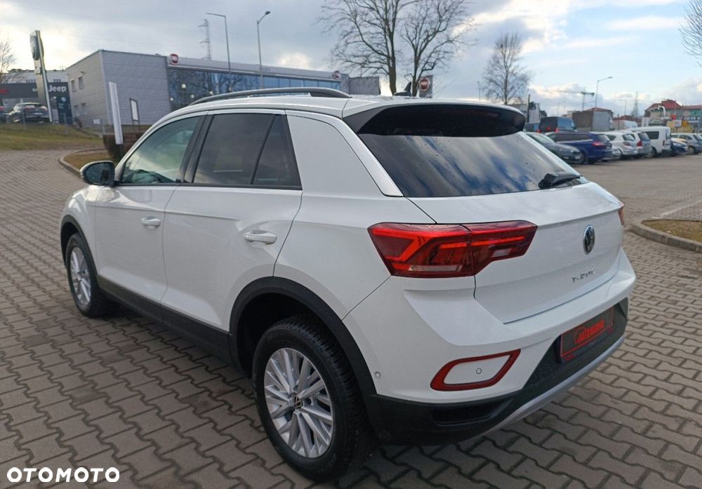 Volkswagen T-Roc - 11