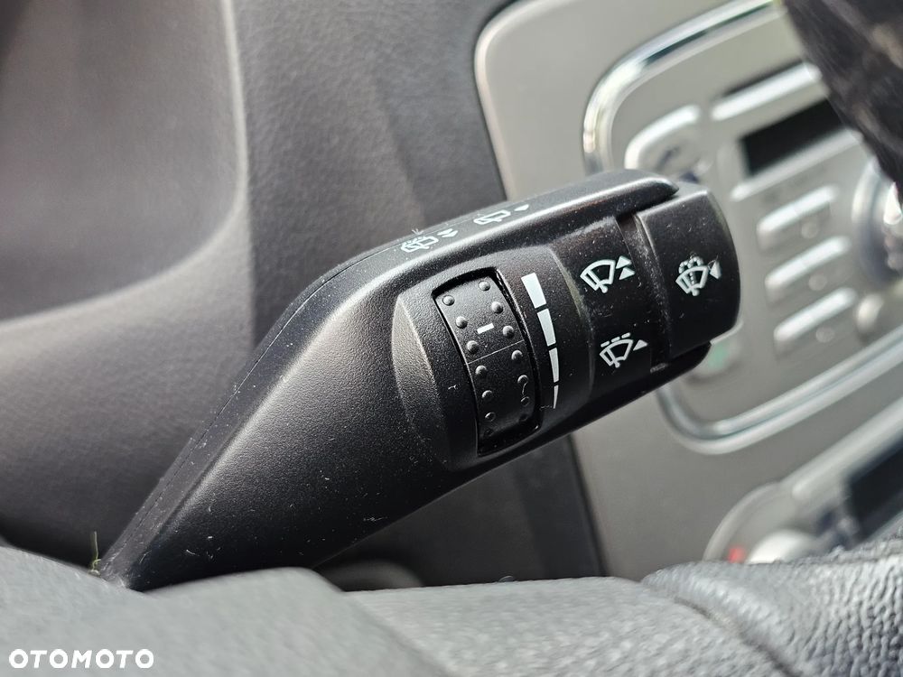 Ford Focus - 27