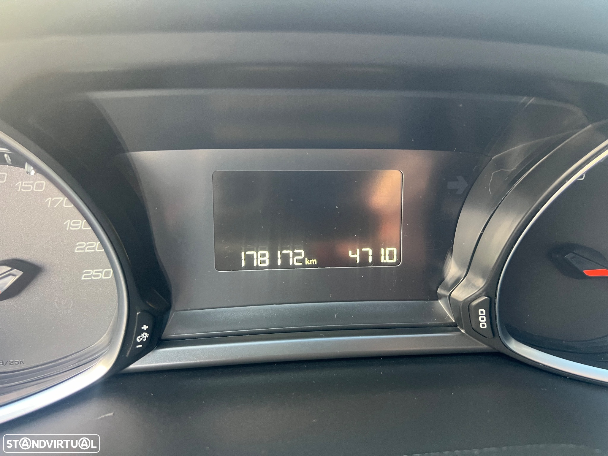 Peugeot 308 SW 1.6 BlueHDi Allure J17 - 13