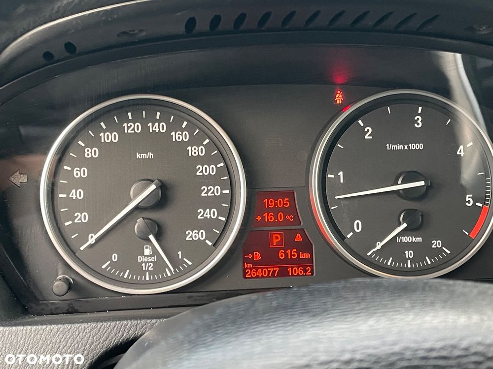 BMW X5 xDrive30d - 25