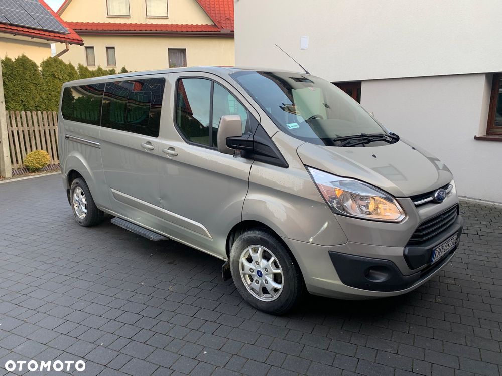 Ford Tourneo Custom - 5