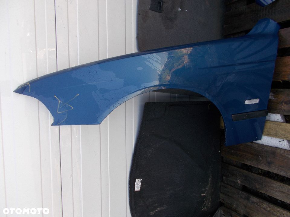 BMW E39 BLOTNIK LEWY PRZOD PRZEDNI TOPASBLAU - 1