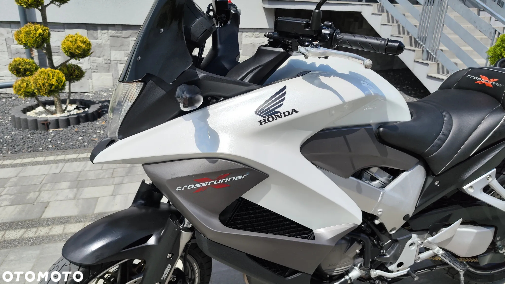 Honda VFR - 4