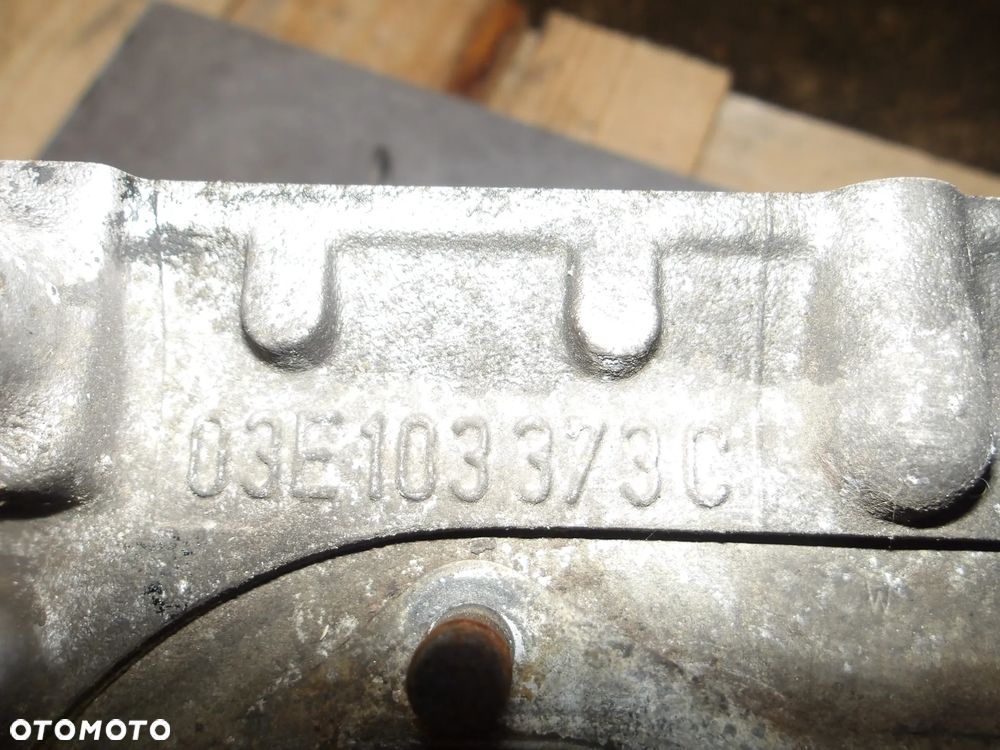 GŁOWICA VOLKSWAGEN 1.2 12V 03E103373C - 2