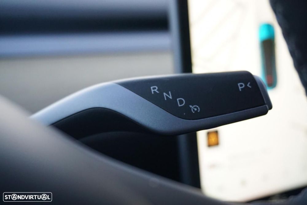 Tesla Model Y Long Range Dual Motor AWD - 40