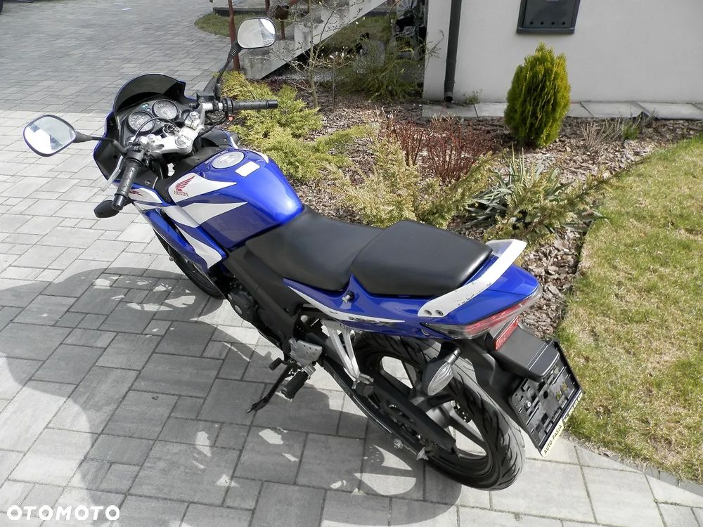 Honda CBR - 8