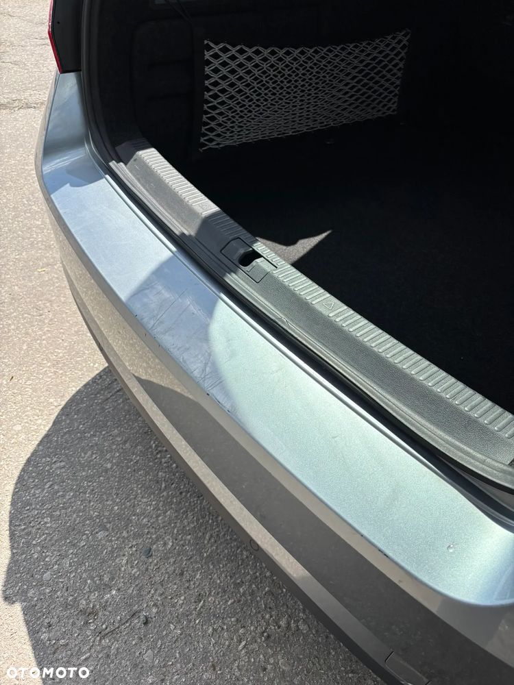 Skoda Superb 2.0 TDI Style DSG - 11