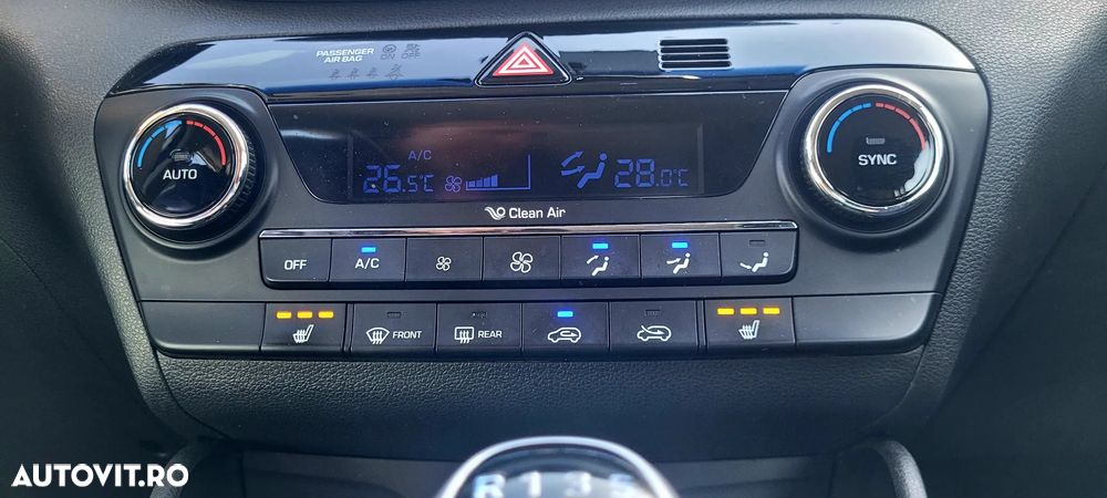 Hyundai Tucson 2.0 CRDI 4WD 6MT Style - 13