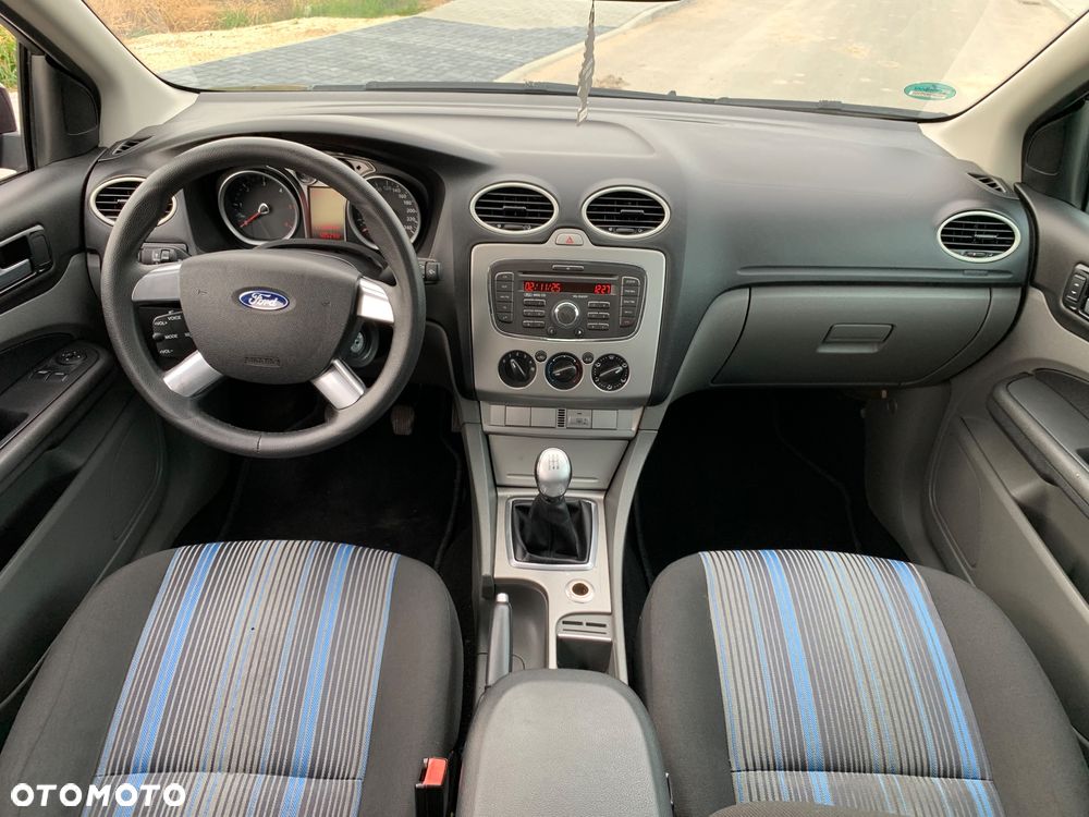 Ford Focus Turnier 1.6 TDCi DPF Trend - 10