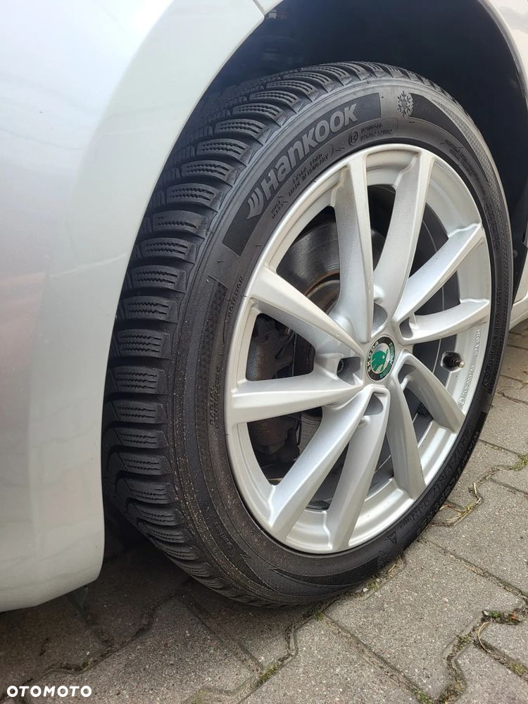 Skoda Superb 2.0 TDI DSG Exclusive - 10