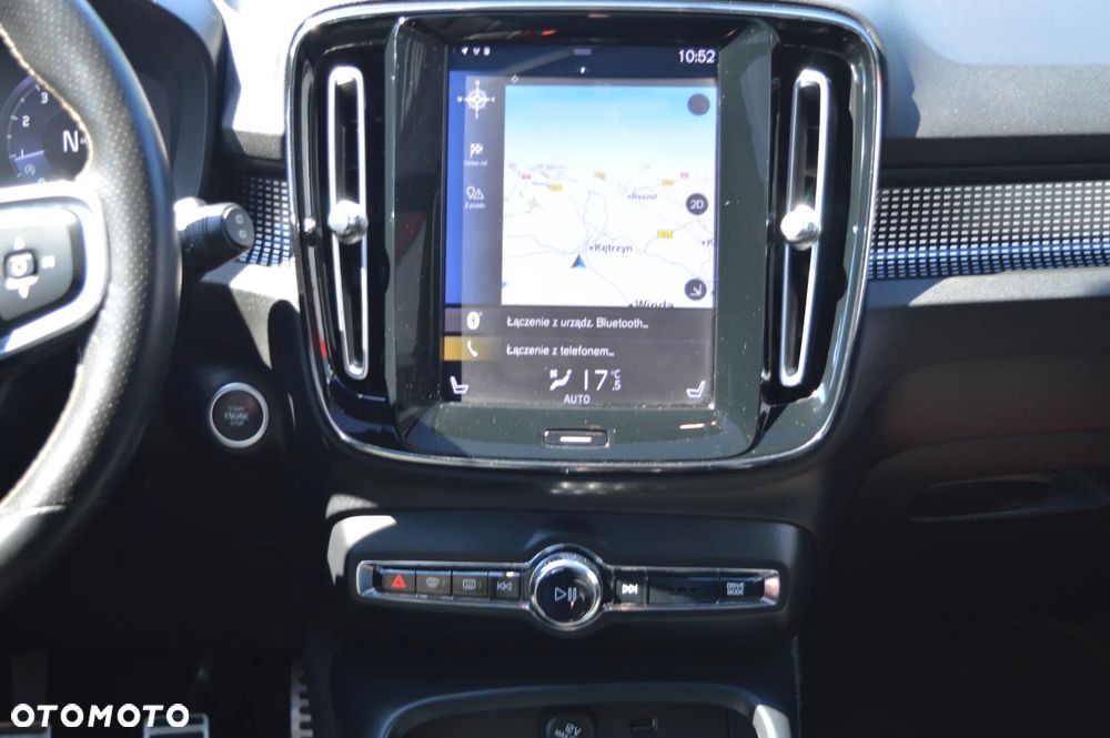 Volvo XC 40 T3 R-Design - 18