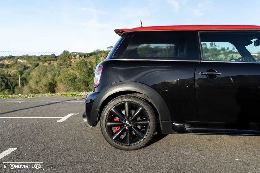 MINI 3 Portas John Cooper Works - 19