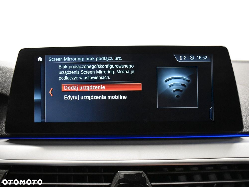BMW Seria 5 530i GPF xDrive Luxury Line sport - 25
