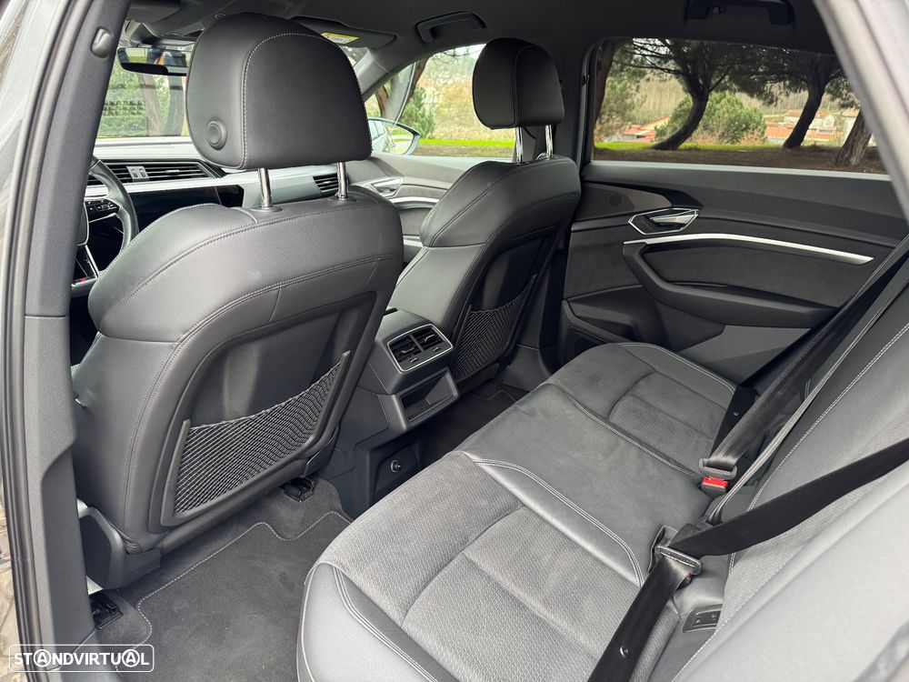 Audi e-tron 55 quattro S line - 19