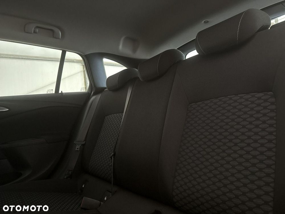 Opel Astra - 19
