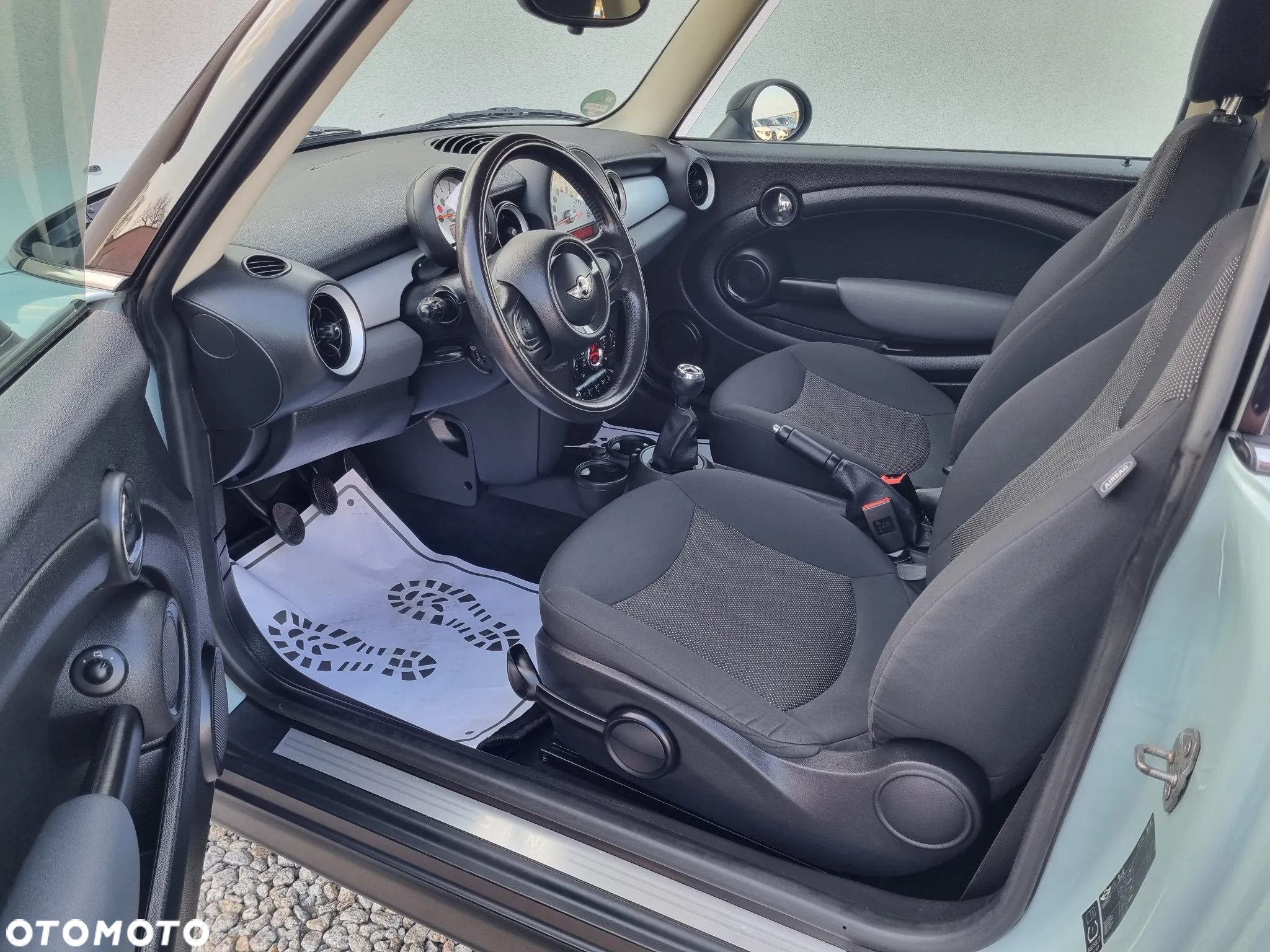 MINI Cooper - 6