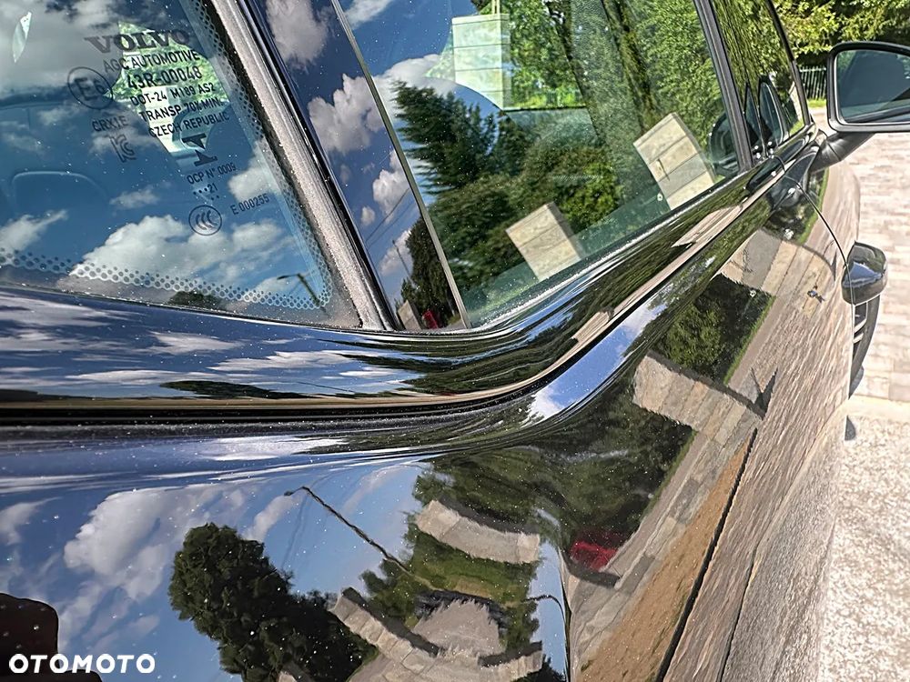 Volvo XC 40 T3 Geartronic RDesign - 27