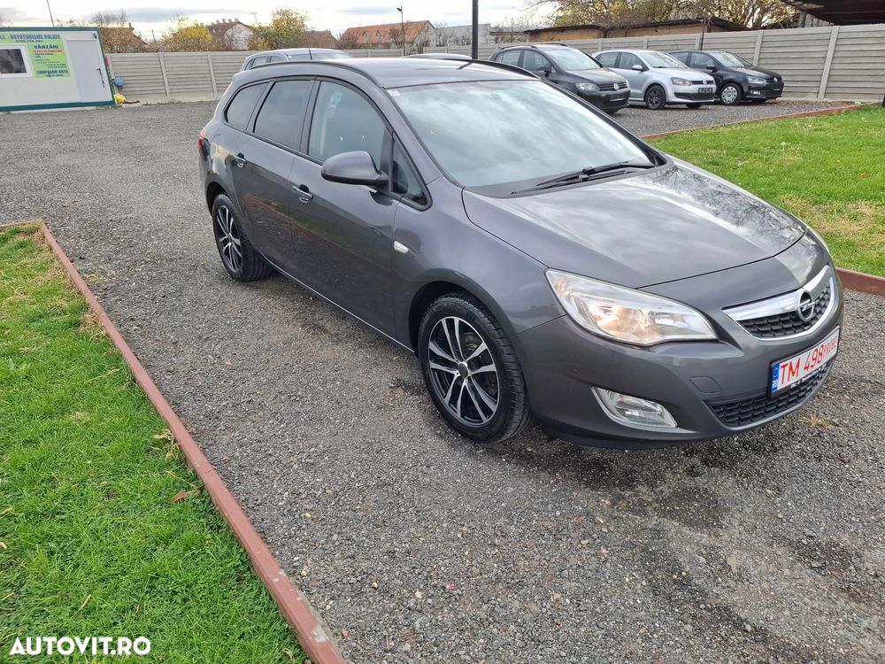 Opel Astra 1.7 CDTI Cosmo - 1