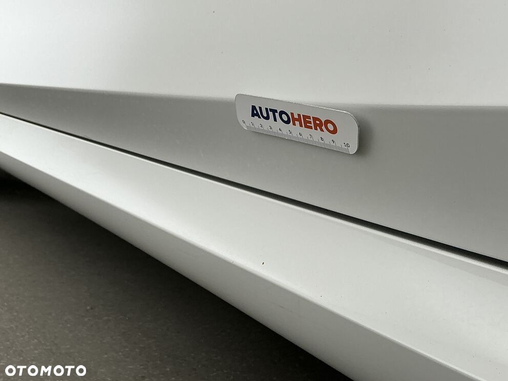 BMW Seria 3 - 35