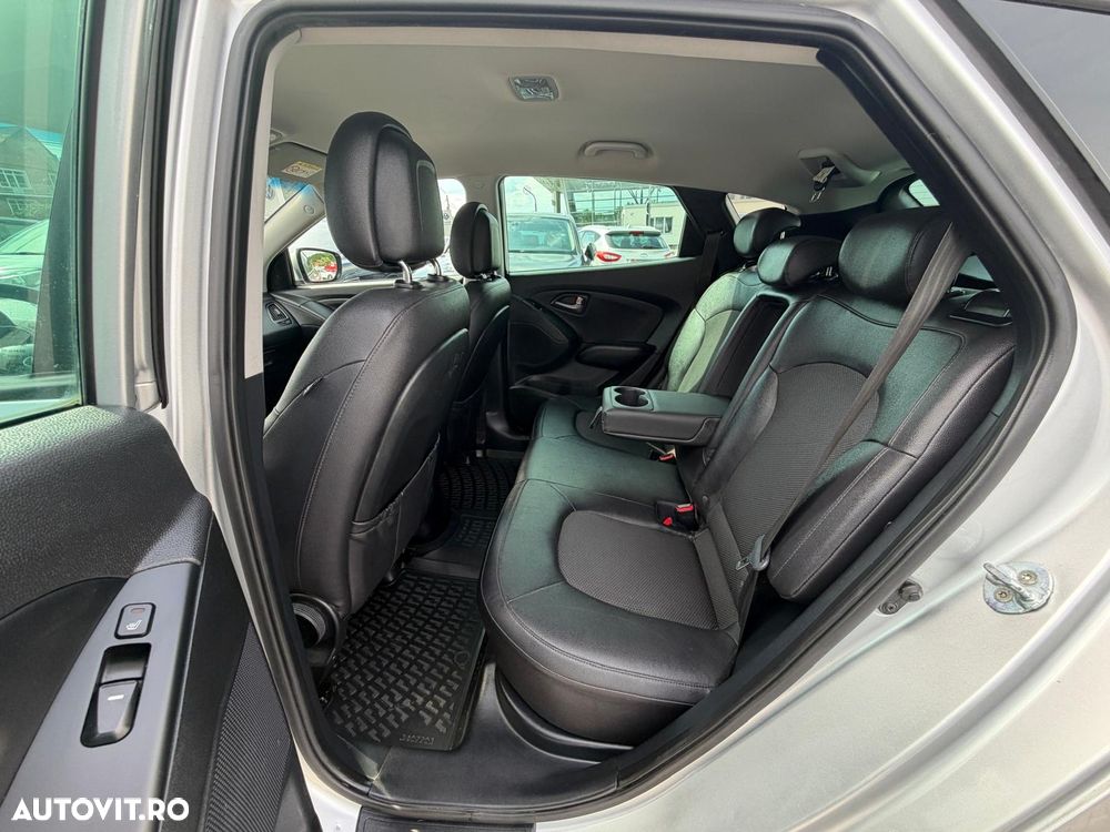 Hyundai ix35 2.0 CRDI 4WD Automatik Style - 7
