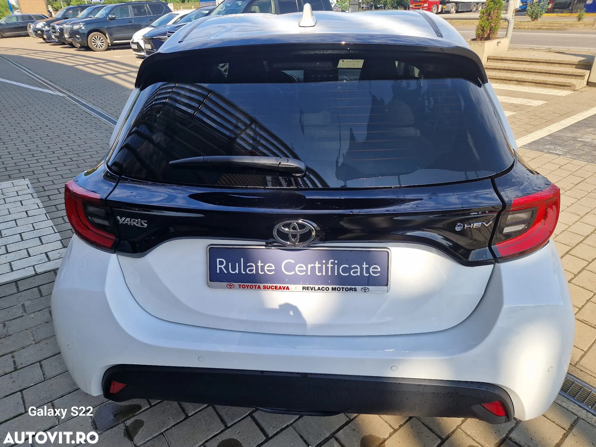 Toyota Yaris 1.5 VVT-i HSD Dynamic - 6