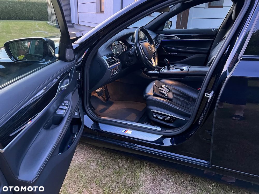 BMW Seria 7 740d xDrive - 15
