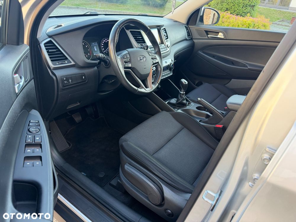 Hyundai Tucson blue 1.6 GDi 2WD Navi - 6