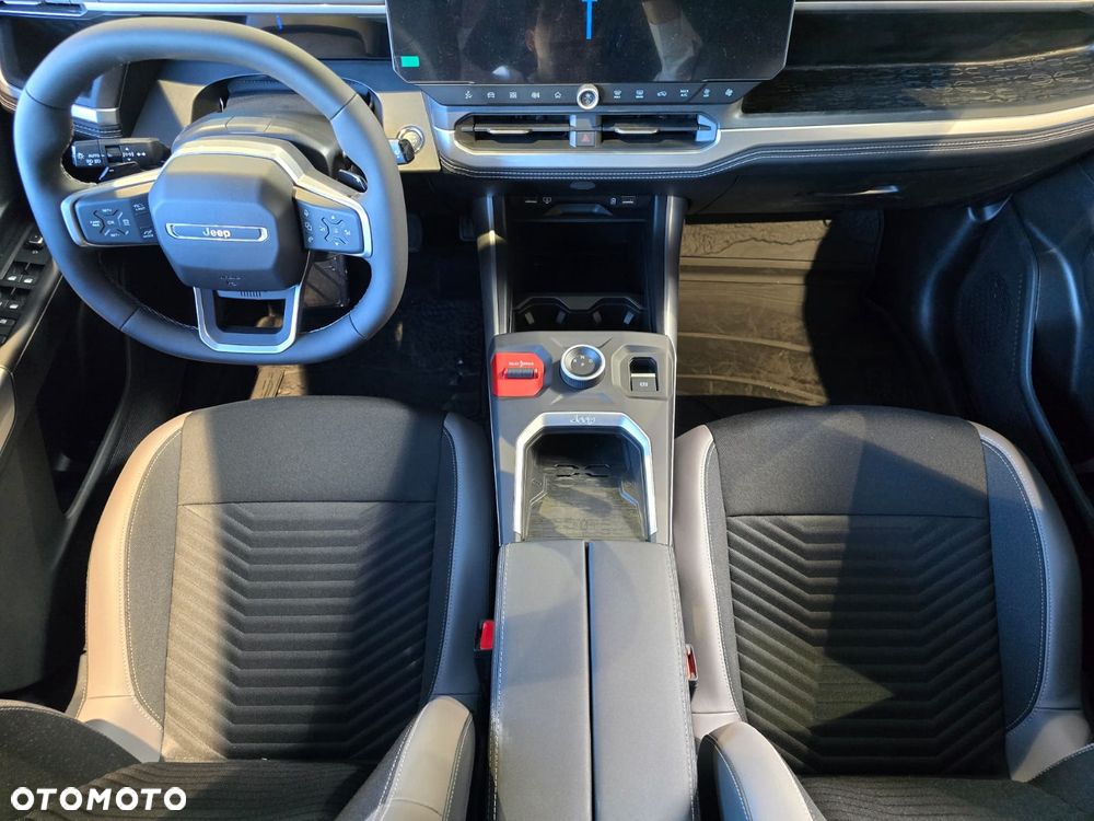 Jeep Compass 73.7kWh Standard Range Altitude FWD - 17