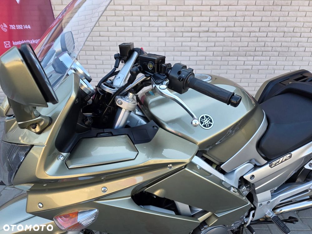Yamaha FJR - 17