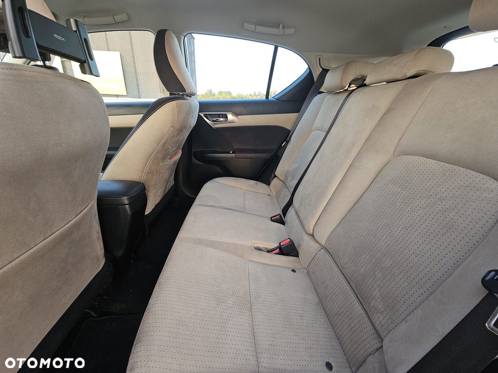 Lexus CT 200h Elegance - 10