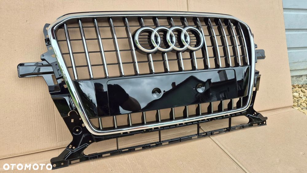Atrapa Chłodnicy Grill Audi Q5 8R Lift 12- OE 8R0853651R S AB Oryginał Nowa