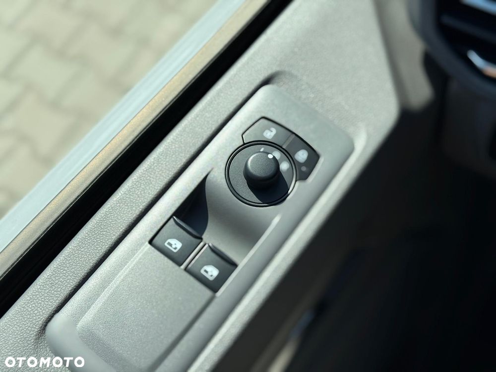 Volkswagen Transporter T7 - 23